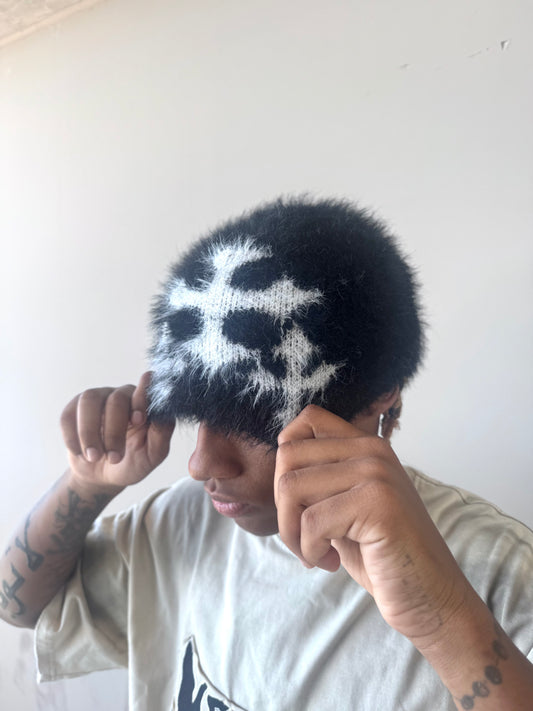 CROSS BEANIE (BLACK)